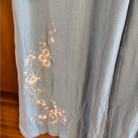 POL outfit white tank and baby blue floral pants new size medium - Picture 4 of 6